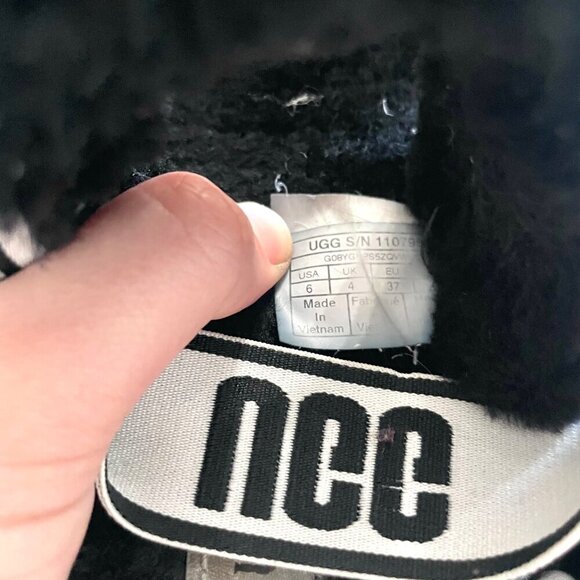 UGG Women's Oh Yeah Fuzzy Slide in Black Size 6 - Picture 8 of 11